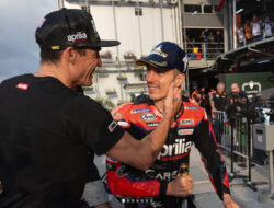 Maverick Vinales dan Momen Lucu Bersama Kucing Oren di MotoGP Mandalika 2023