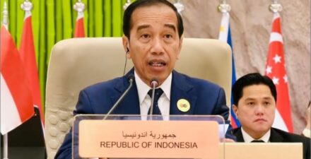 Presiden Jokowi di KTT ASEAN-GCC.