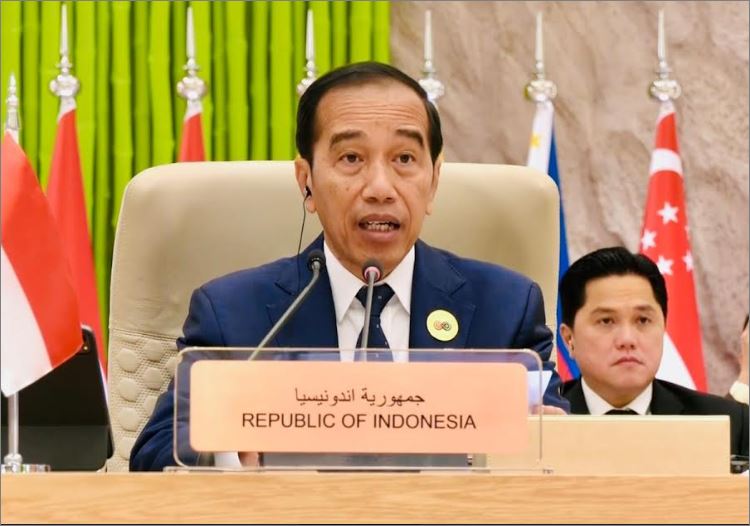 Presiden Jokowi di KTT ASEAN-GCC.