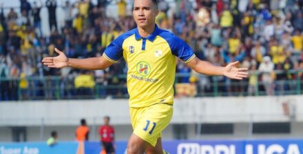 Rahmad Darmawan membenarkan Gustavo Tocantins diincar klub lain.