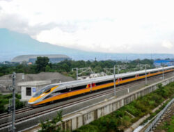 Harga Tiket Kereta Cepat Whoosh Jakarta-Bandung Rp600 Ribu, Menargetkan Kelas Menengah Atas