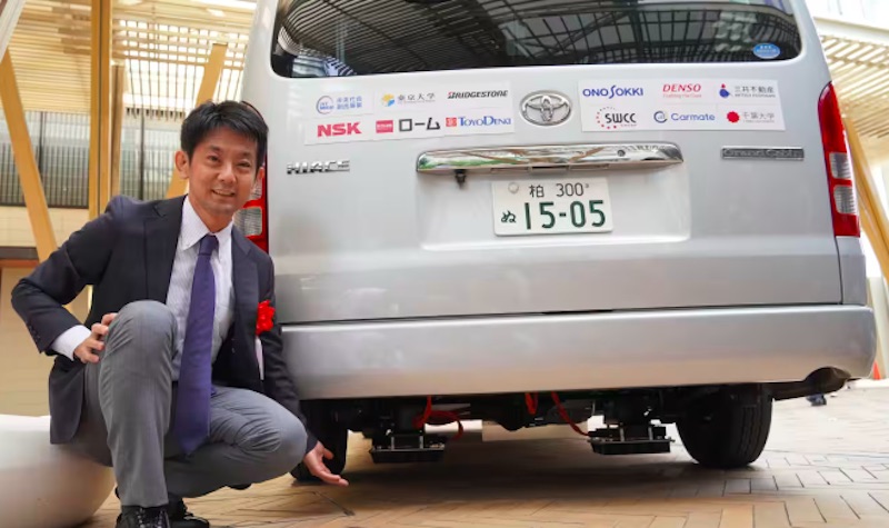 Jepang uji coba car nirkabel mobil listrik.