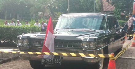 Cadillac 75 yang pernah dikendarai Presiden RI Soekarno.