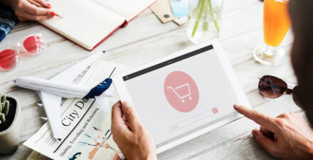 Social Commerce Dilarang Jualan.