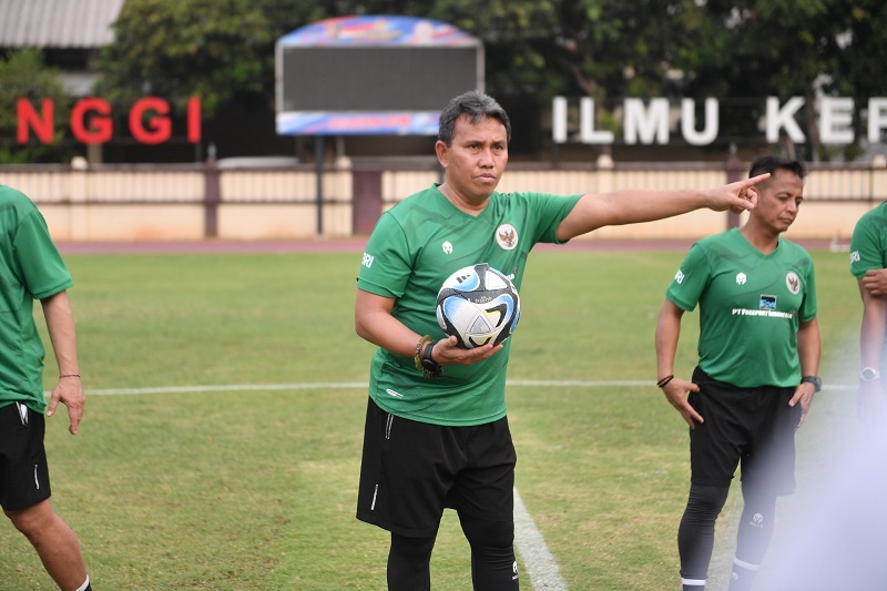 Bima Sakti terus memoles Timnas Indonesia U-17 .