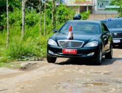 Presiden Jokowi Periksa Perbaikan Jalan di Lampung Tengah