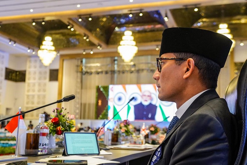 Menparekraf Sandiaga Uno bicara soal ekspor ekonomi kreatif.