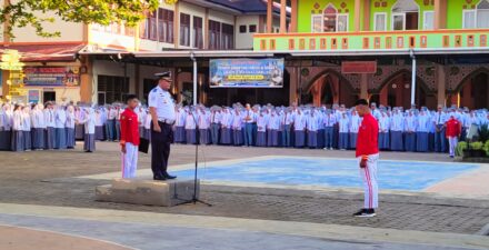 Jadi Irup Upacara Bendera Di SMANSA Payakumbuh Kabid Ops Dishub Andi Sampaikan Ini