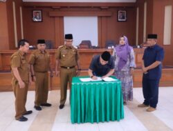 Pj Wako Bersama DPRD Tandatangan Nota Kesepakatan KUA Dan PPAS APBD 2024