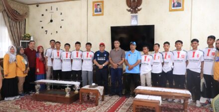 Penjabat Wali Kota Rida Ananda Lepas Peserta O2SN dan GSI Ke Tingkat Nasional