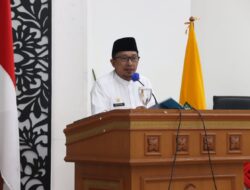 Bupati Eka Putra Jawab Pertanyaan Atas Pemandangan Umum Fraksi DPRD Terkait Tiga Ranperda Yang Diusulkan Pemkab.