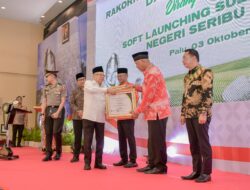 Gubernur Mahyeldi Terima Penghargaan dari Wapres atas Kinerja Sangat Luar Biasa dalam Membangun Daerah Tertinggal