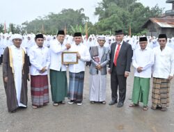 Pimpin Apel Hari Santri, Gubernur Mahyeldi Ingin Santri Turut Berperan Wujudkan Indonesia Emas