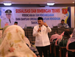 Bupati Agam Motivasi Guru untuk Tingkatkan SDM