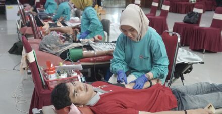 HUT KORPRI ke-52 Tahun 2023 ; Pemko Pariaman Gelar Aksi Donor Darah