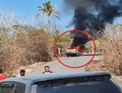 Mobil Rombongan Dinas SDA dan Bina Marga Sultra Terbakar