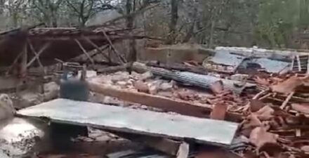 Puting Beliung Hantam Desa Lepelle, Puluhan Rumah Rusak di Sampang Madura