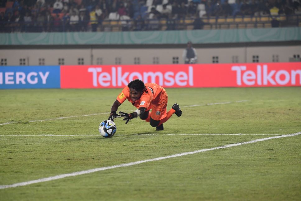 Kiper Timnas Kaledonia Baru U-17, Nicolas Kutran .