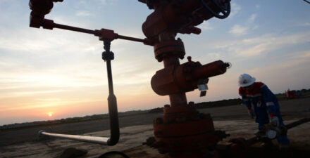 Jaringan gas ke kawasan industri.