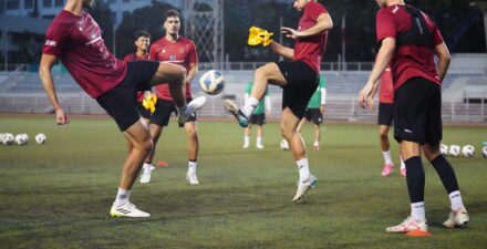 Para pemain Timnas Indonesia jalani latihan setibanya di Filipina.