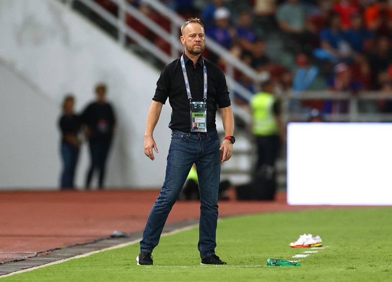 Alexandre Polking merespons kabar Park Hang-seo bakal menggantikannya di Timnas Thailand.