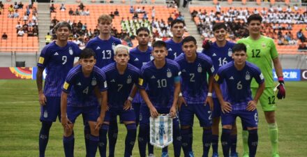 Jadwal 16 besar Piala Dunia U-17 2023 hari ini menampilkan Timnas Argentina U-17 .