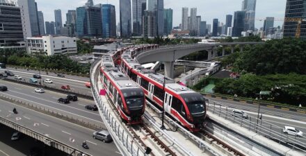 LRT Jabodebek Beroperasi 12 Trainset.