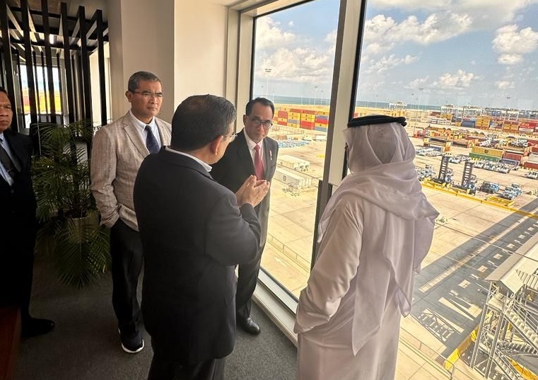 Menhub Bertemu CEO Abu Dhabi Port Saif Al Mazrouei.