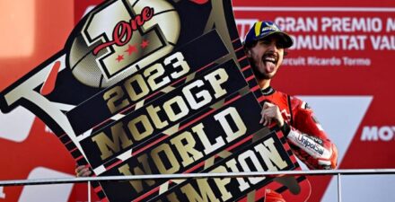 Francesco Bagnaia juara MotoGP 2023.