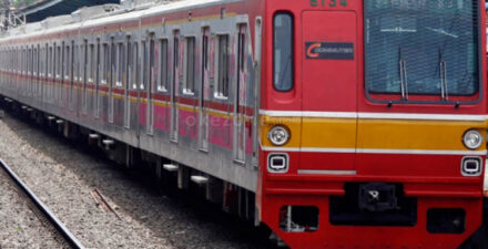 Waktu tempuh KRL Commuterline semakin cepat.