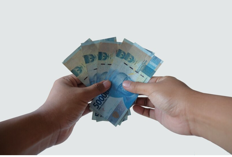UMP 2024 Resmi Naik.