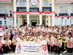 Wabup Solsel Efi Lepas Peserta Raimuna Nasional XII ke Cibubur Jakarta