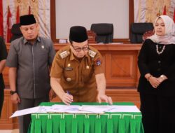 DPRD Dan Pemko Payakumbuh Tetapkan APBD Tahun 2024