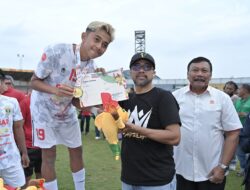 Tim Sepakbola Sumbar Boyong Medali Emas dari Pentas Porwil Sumatera XI