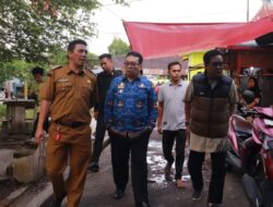 Pj Wako Jasman Bersama Baznas Antarkan Bantuan Korban Kebakaran