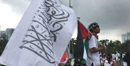 Kutuk Israel, Ribuan Warga Serbu Monas Bela Palestina