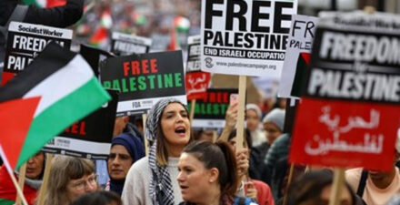 Demo pro Palestina di London.(reuter/cnnindonesia)