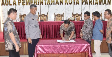 Wujudkan “Pariaman Barasiah” ; Kepala Desa dan Lurah Tandatangani Komitmen Bersama
