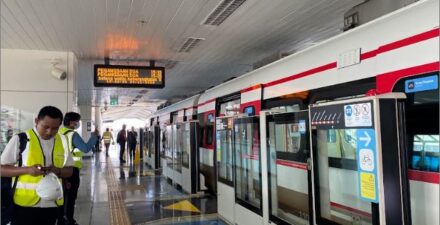 LRT Jabodebek Tingkatkan Layanan dengan Penambahan 16 Set Kereta