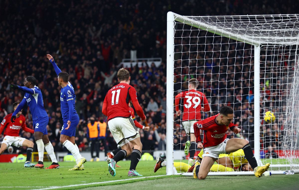 Manchester United menang 2-1 atas Chelsea pada Liga Inggris 2023-2024 semalam.