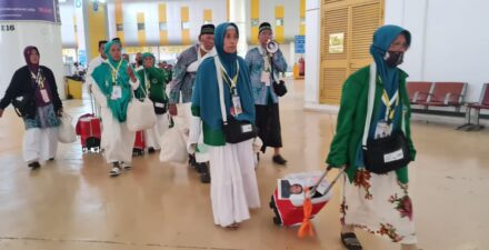 Berapa gaji petugas haji 2024?