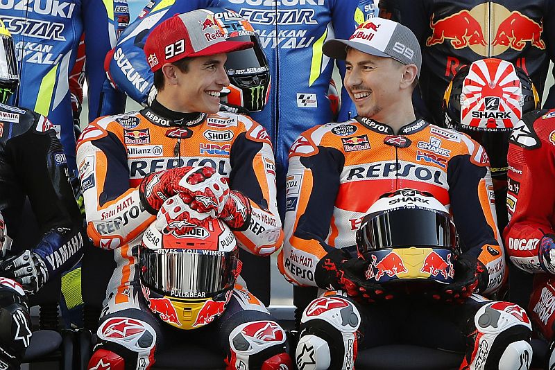 Momen Jorge Lorenzo bersama Marc Marquez saat masih satu tim di Repsol Honda.