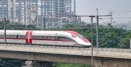 Wacara Tambahan Stasiun Kereta Cepat di Kopo.