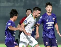 Aji Santoso Puji Kinerja Wasit Jepang di Liga 1 2023-2024, Tapi Enggan Berharap Banyak