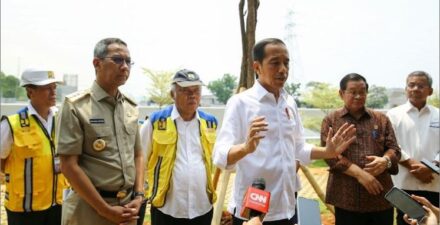 Presiden Jokowi resmikan Pompa Ancol Sentiong.
