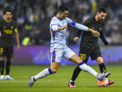 Riyadh Season Cup 2024: Ronaldo dan Messi Bersaing di Lapangan Kingdom Arena