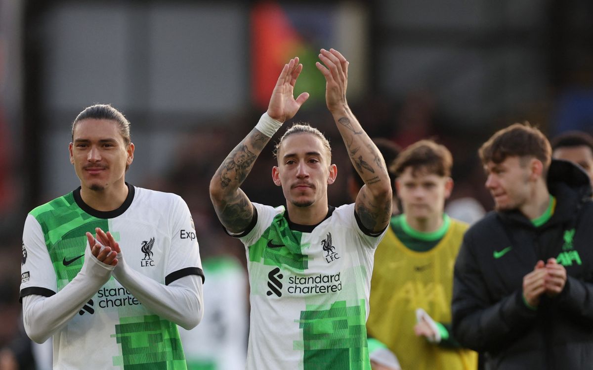 Liverpool dinilai lebih layak main di Liga Champions 2023-2024 ketimbang Manchester United.