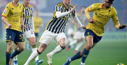 Juventus gagal mencuri poin penuh di markas Genoa.