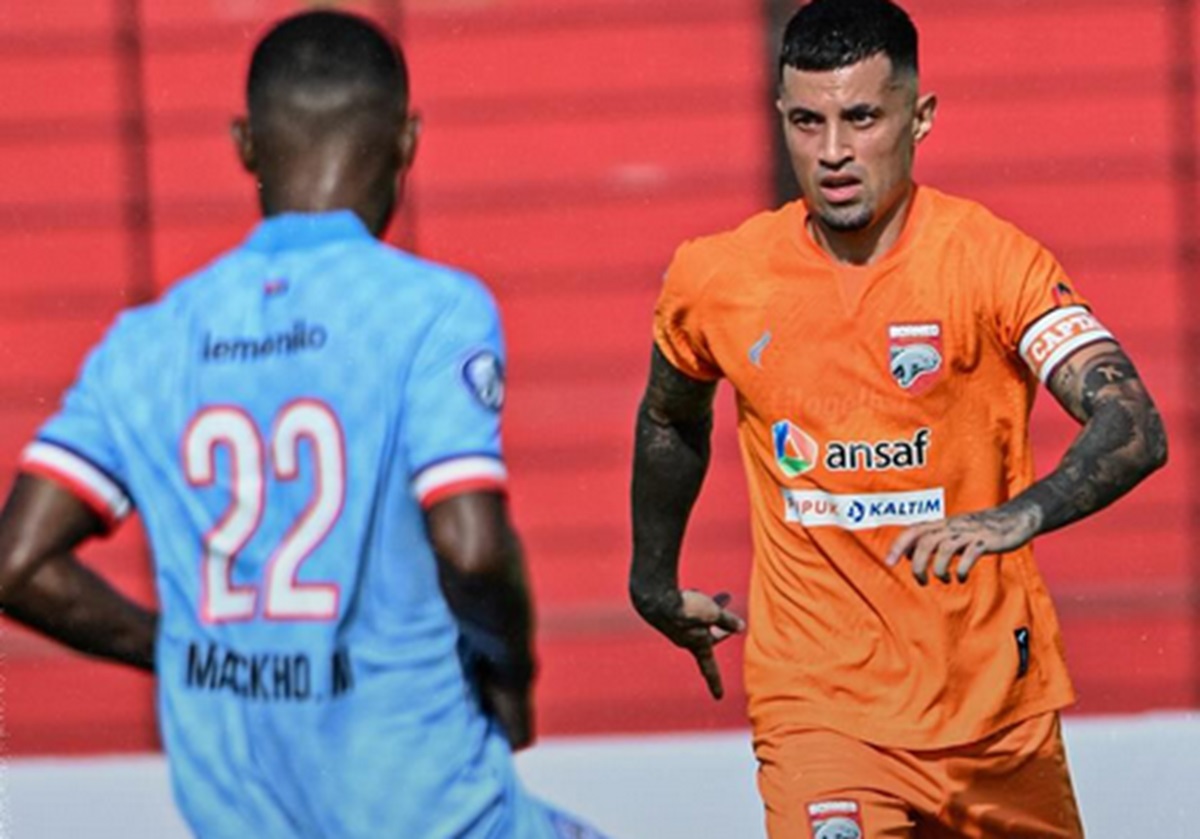 Laga RANS Nusantara FC vs Borneo FC.