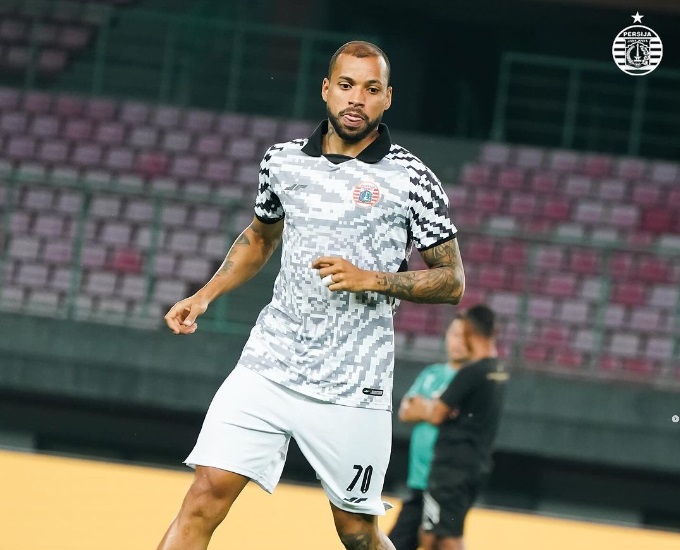 Pemain Persija Jakarta, Gustavo Almeida.